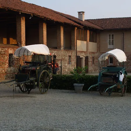 Camisassi 컨트리하우스 살루초